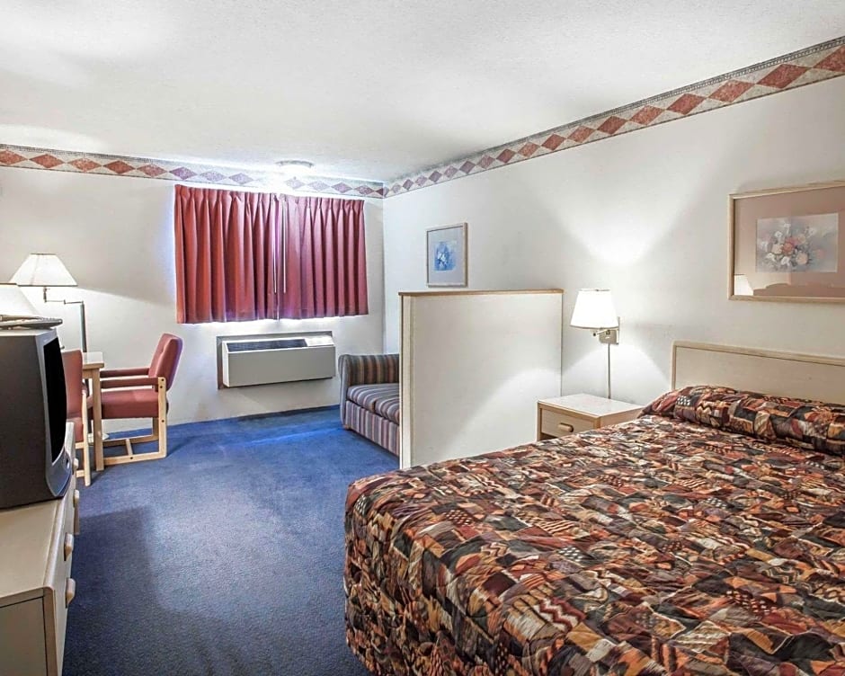 Rodeway Inn & Suites Spokane East