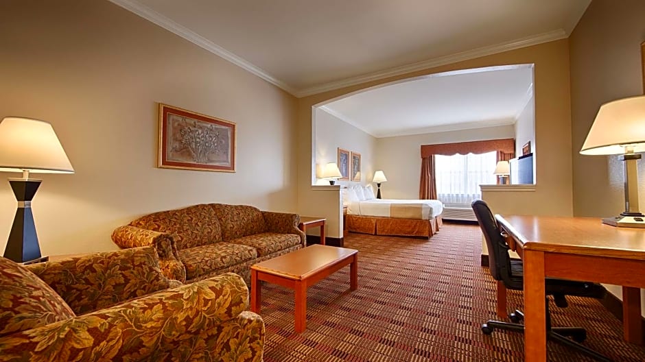 Best Western Clubhouse Inn & Suites