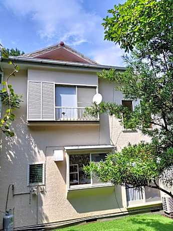 IZUMI 緑に囲まれて家族や仲間と過ごす貸別荘・修善寺駅から車で10分