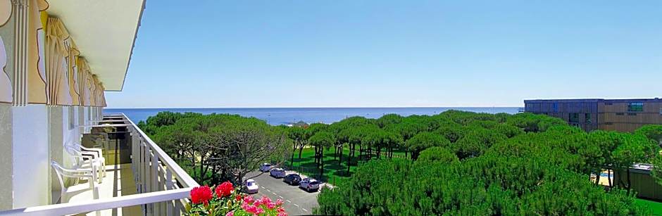 Hotel Bertha Fronte Mare