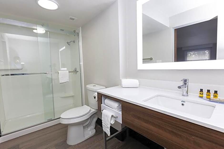 Bhagat Hotels Stone Mountain Atlanta BW Signature Collection