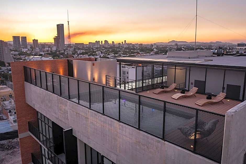 Paradise Flat Witgdl