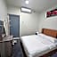 Grand Line Hotel