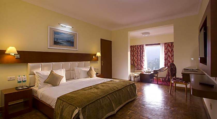 Hotel Gem Park Ooty