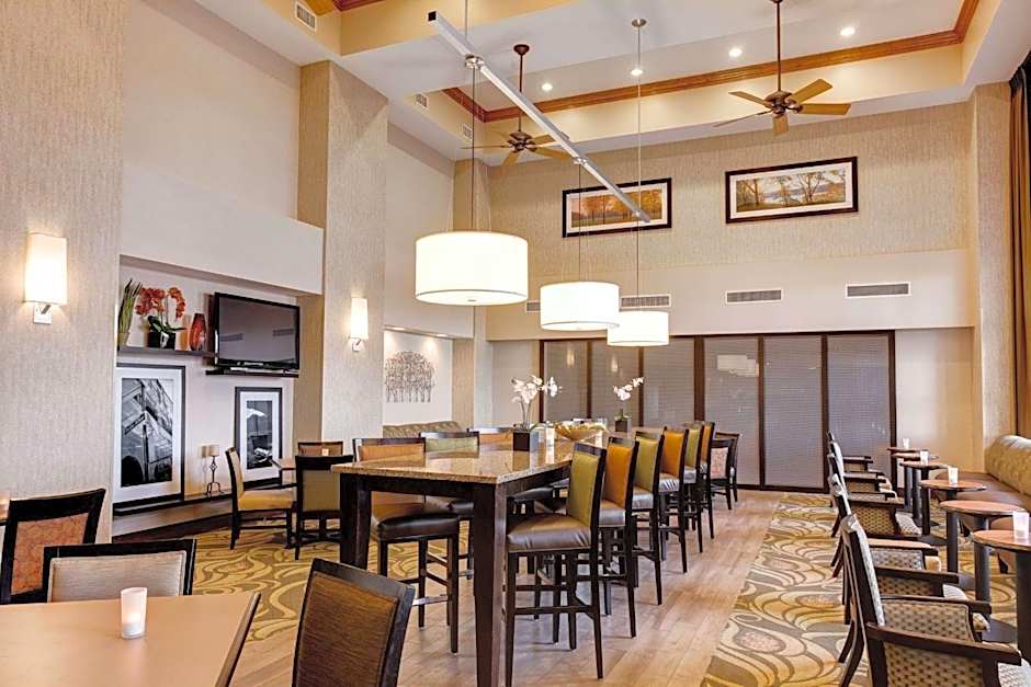 Hampton Inn By Hilton & Suites Addison Il