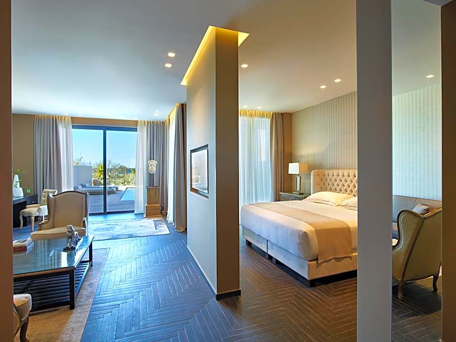 Pelagos Suites Hotel & Spa