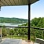 Huge 3 Bedroom Condo with a View