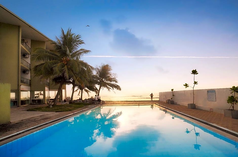 Hikkaduwa Beach Hotel