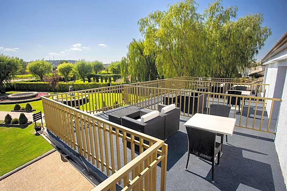 Hotel Conde Rodrigo II by eme hoteles