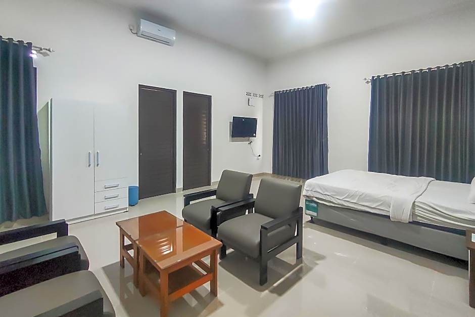 Roemah Ciremay RedPartner – Bandung, KY
