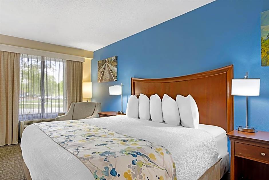 Best Western Inn & Suites Monroe