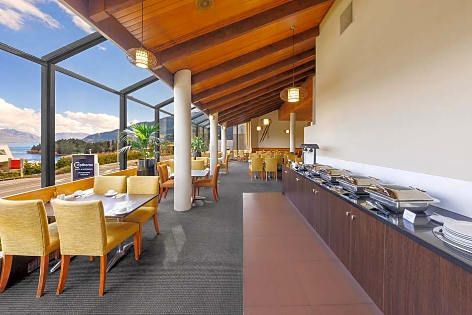 Copthorne Hotel and Apartments Queenstown Lakeview