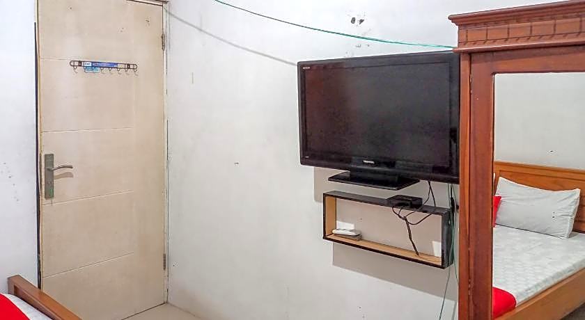 SPOT ON 91756 Alif House Syariah