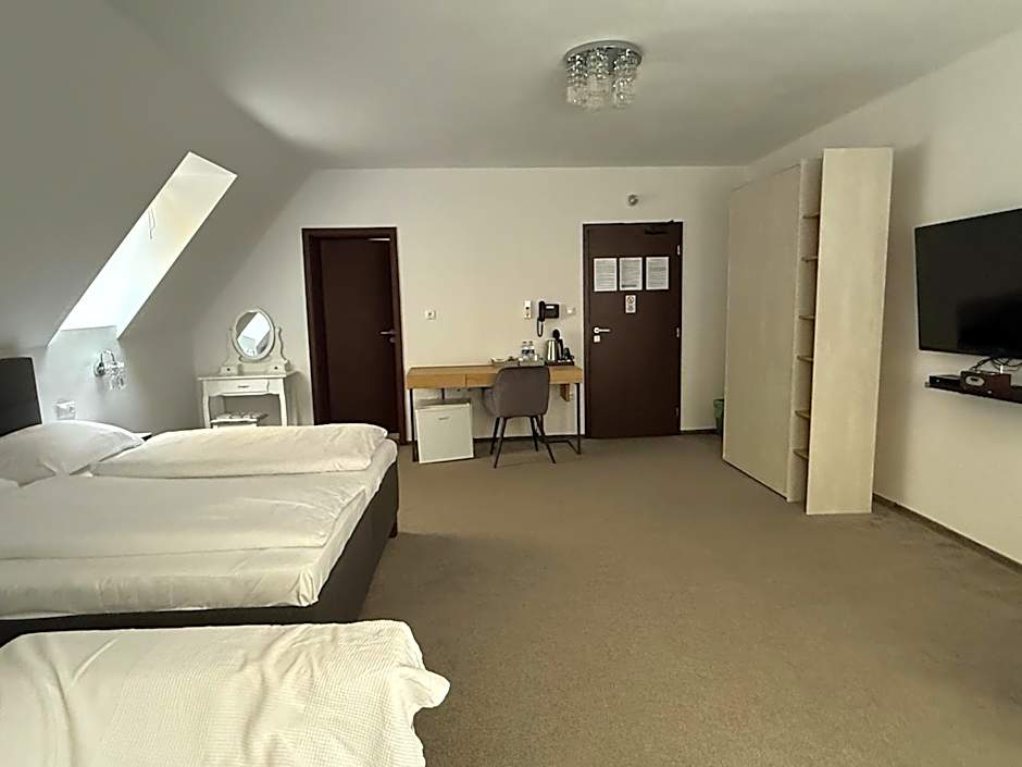 Saint Michael - Garni Hotel