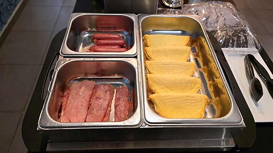 Kyriad Fontenay - Tresigny