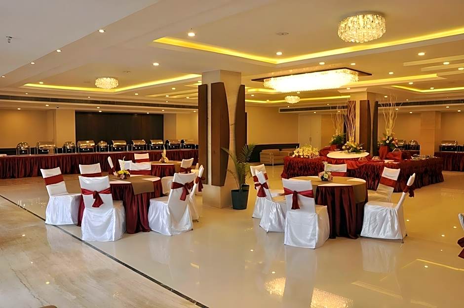 Sapna Clarks Inn, Lucknow