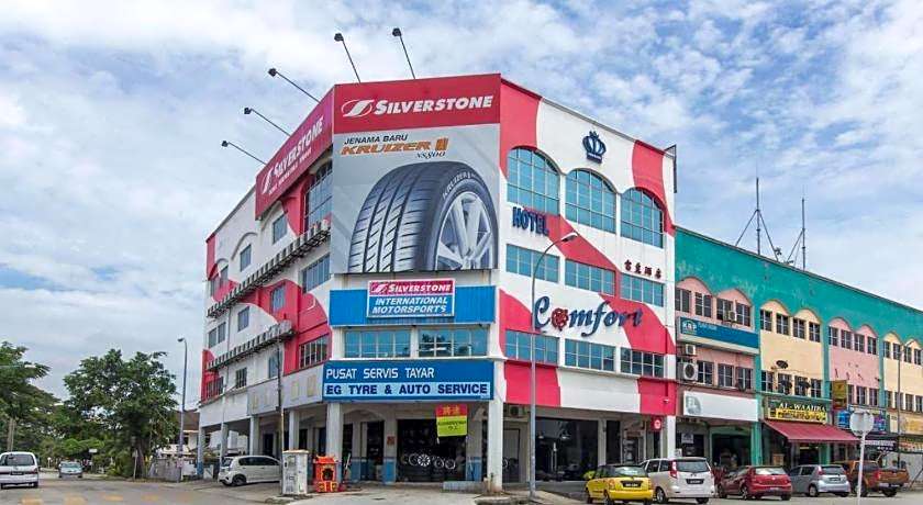 Super OYO 340 Comfort Hotel