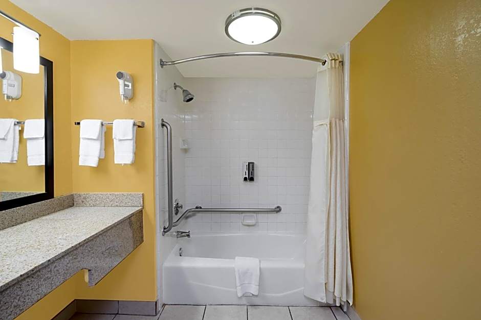 Baymont by Wyndham Goodlettsville/Nashville