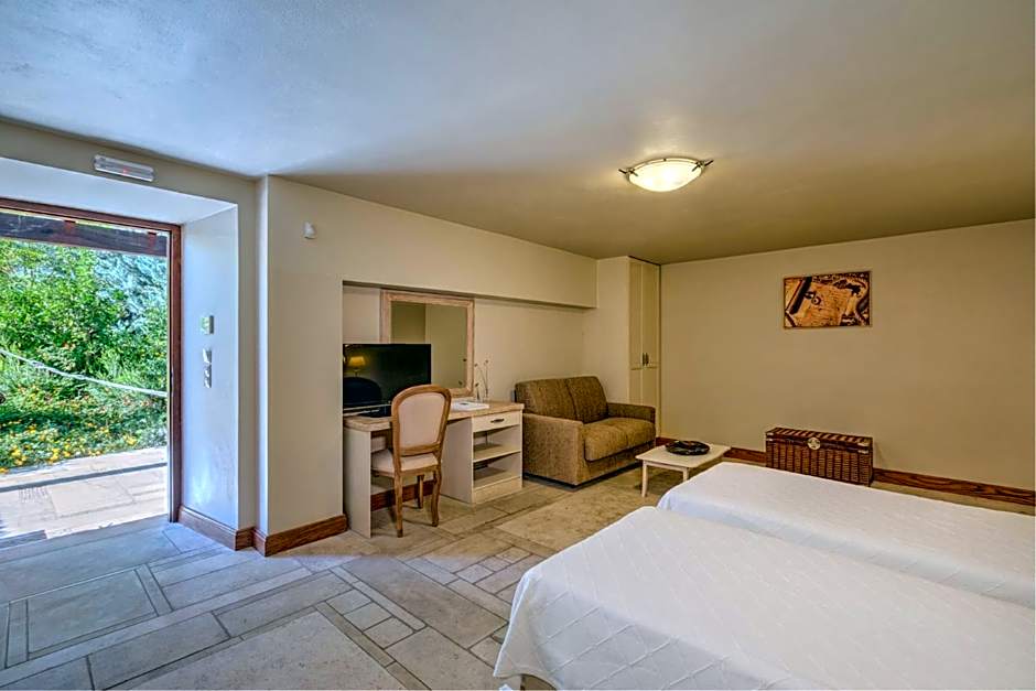 Mare Monte Luxury Suites