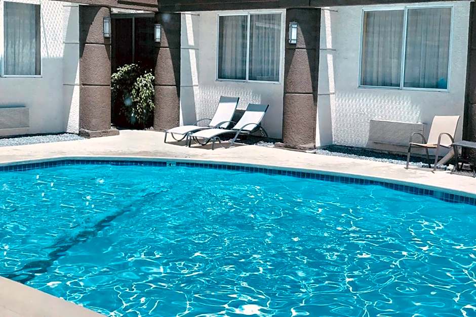 Country Inn & Suites by Radisson, San Jose International Airport, CA