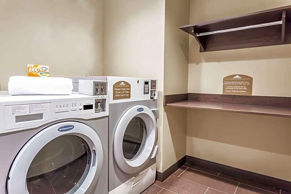 Microtel Inn & Suites by Wyndham Timmins