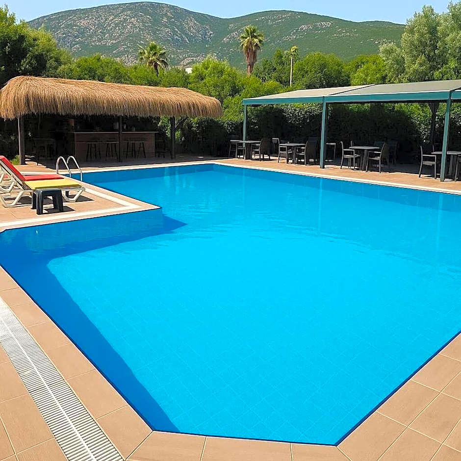 The Green Valley Hotel
