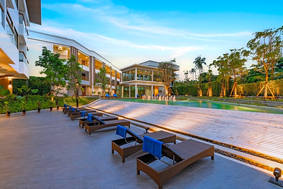 Bella Nara Phuket Naiyang Beach