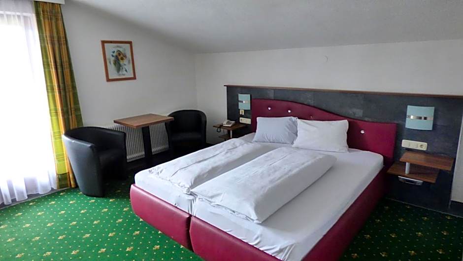 Hotel Dorfgasthof Schlösslstube