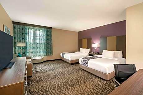 Executive Queen Room with Two Queen Beds - Non-Smoking