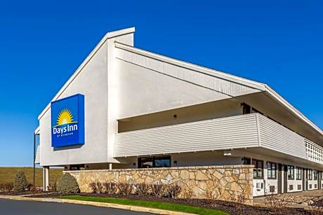 Days Inn by Wyndham Kansas City Northeast