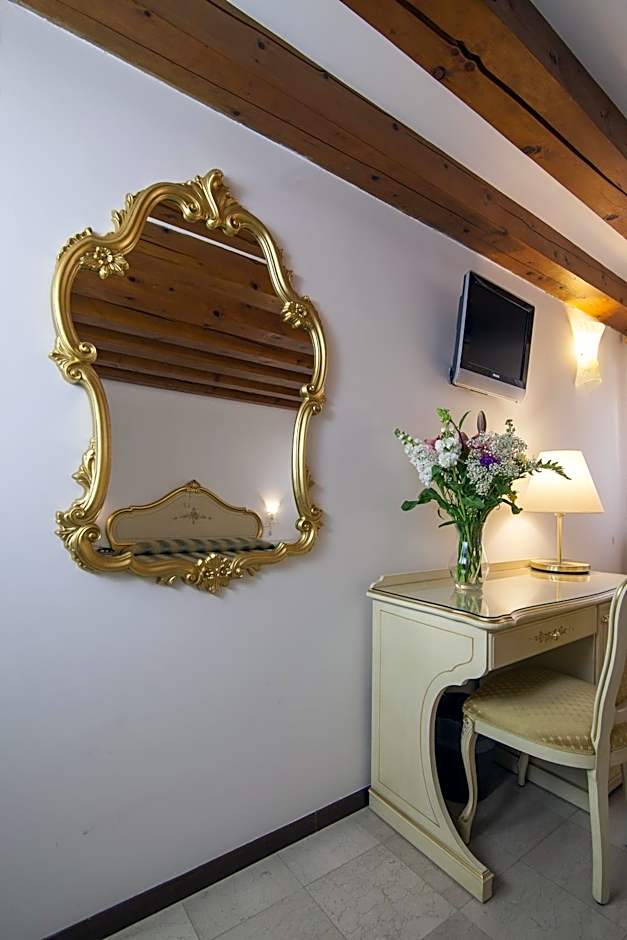 Hotel Orion