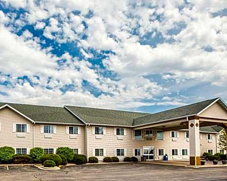 Quality Inn & Suites Dixon Near I-88