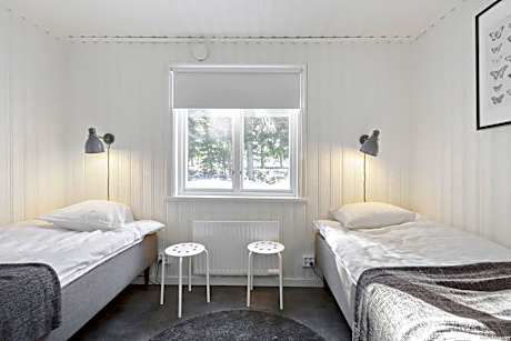 One-Bedroom Cottage
