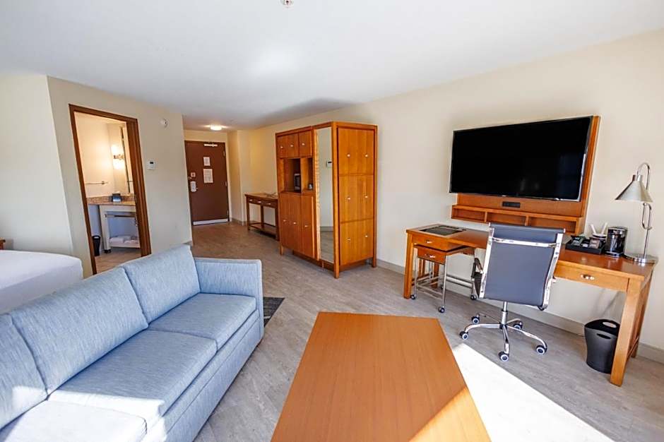 SEVEN Sebring Raceway Hotel