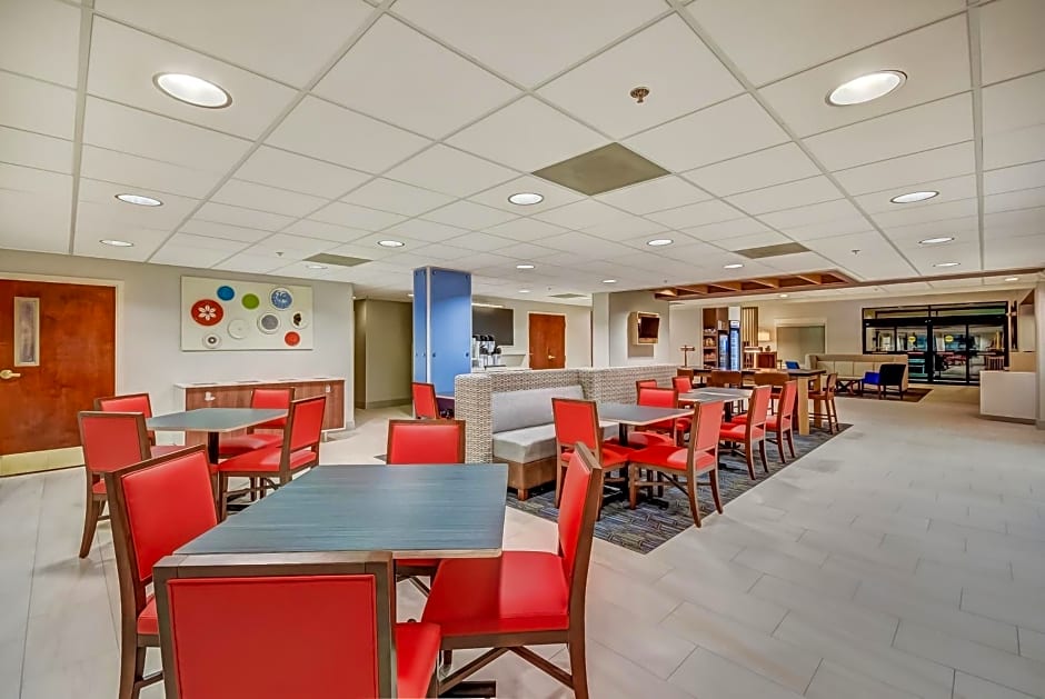 Holiday Inn Express & Suites Greenville Airport, an IHG Hotel