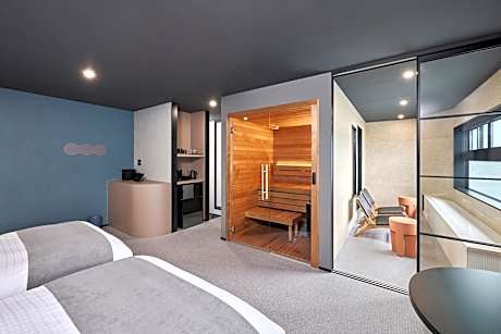 Mt Fuji View and Private Sauna Ryokan Shizuku しずく - Guest