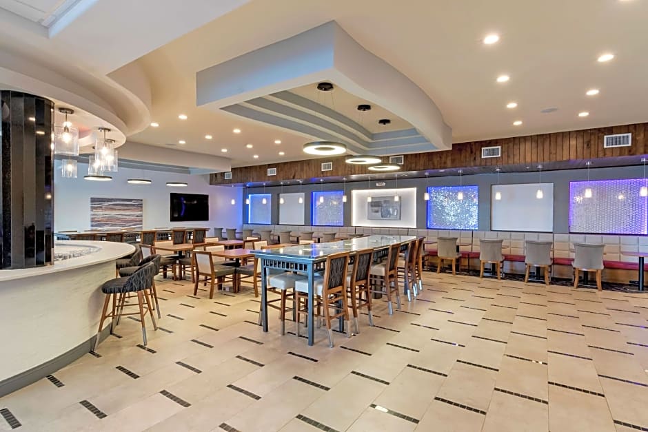 Best Western Premier Liberty Inn & Suites