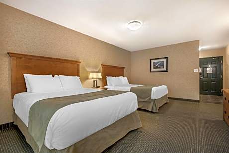 Queen Room with Two Queen Beds - Non-Smoking