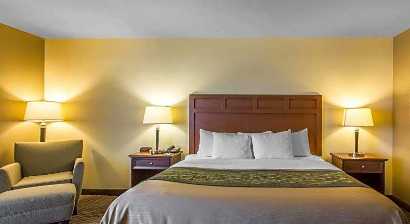 Comfort Inn & Suites Madisonville