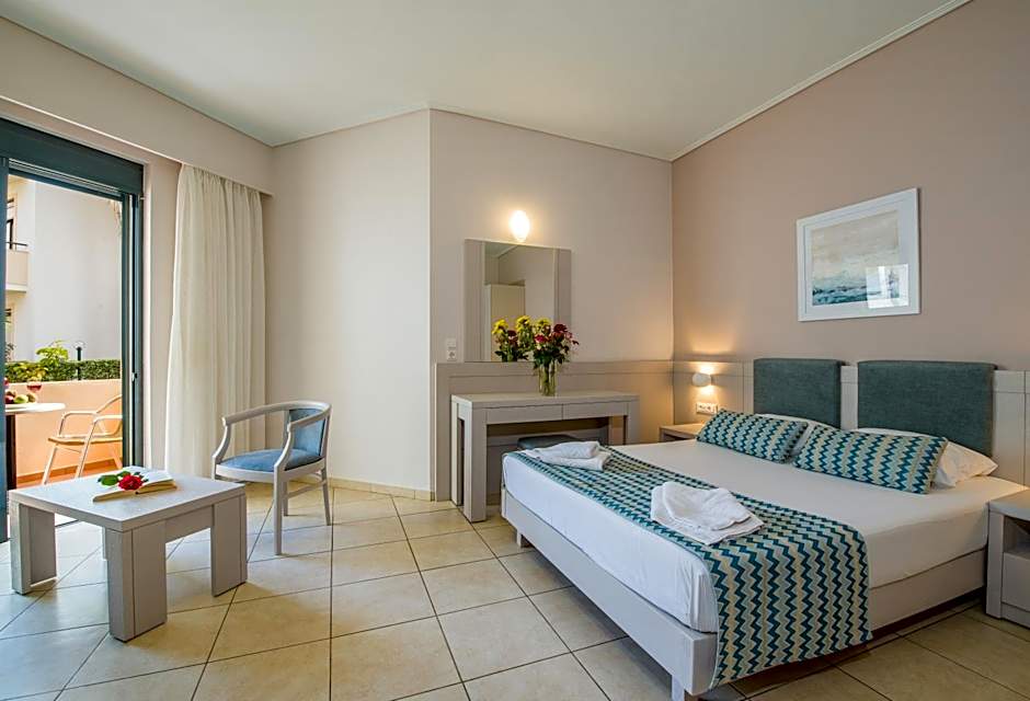 Creta Palm Resort Hotel & Apartments
