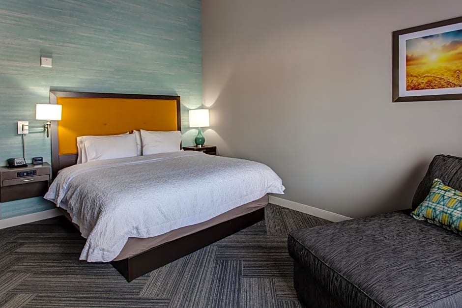 Hampton Inn & Suites-Wichita/Airport, KS