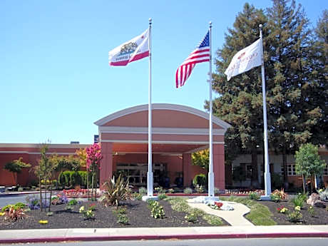 Concord Plaza Hotel
