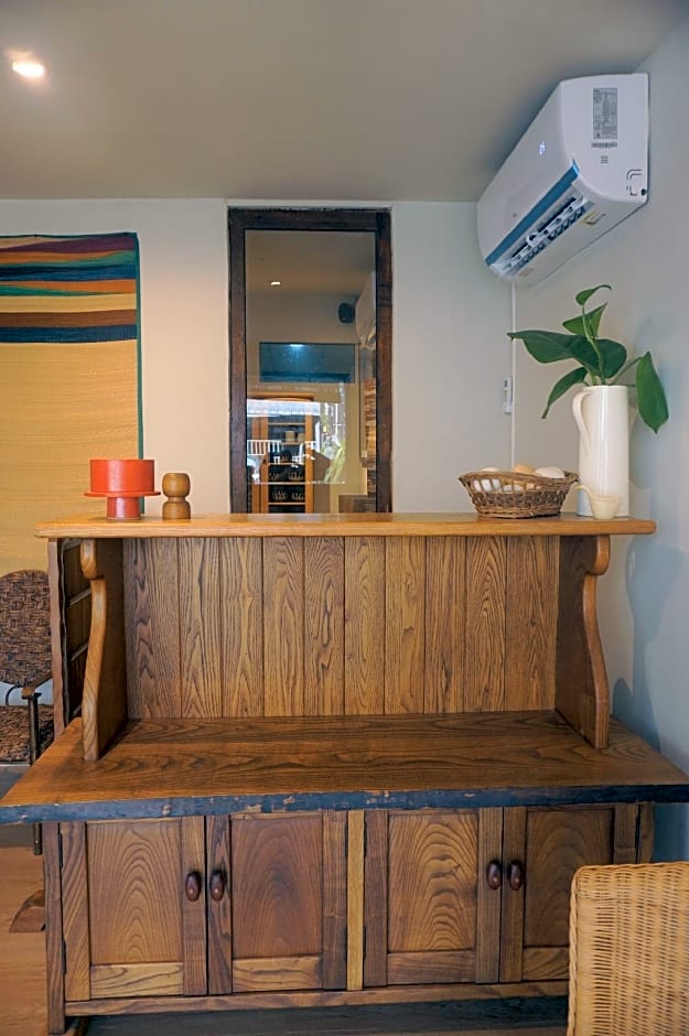 THE GOOSE HOUSE UBON