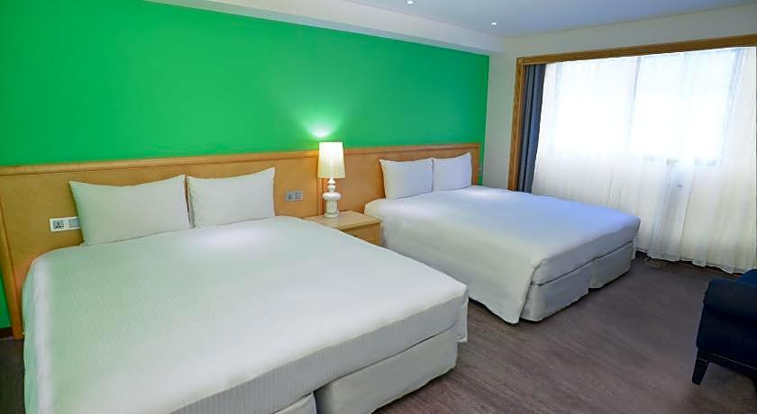 Green World Triplebeds