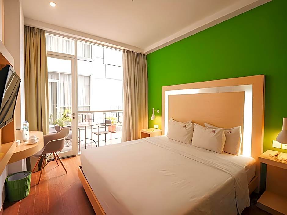 DK Belstar Hotel  Belitung