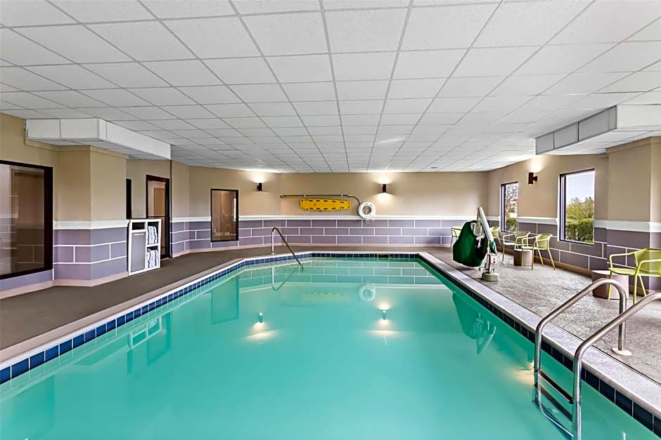 Hampton Inn By Hilton & Suites Bolingbrook, Il