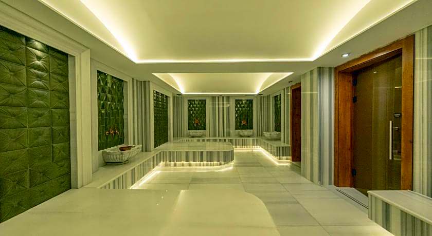 MQ Hotel Suites & SPA