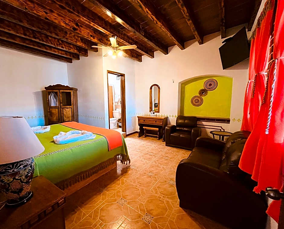 Hotel El Aguila, Villa del Carbón