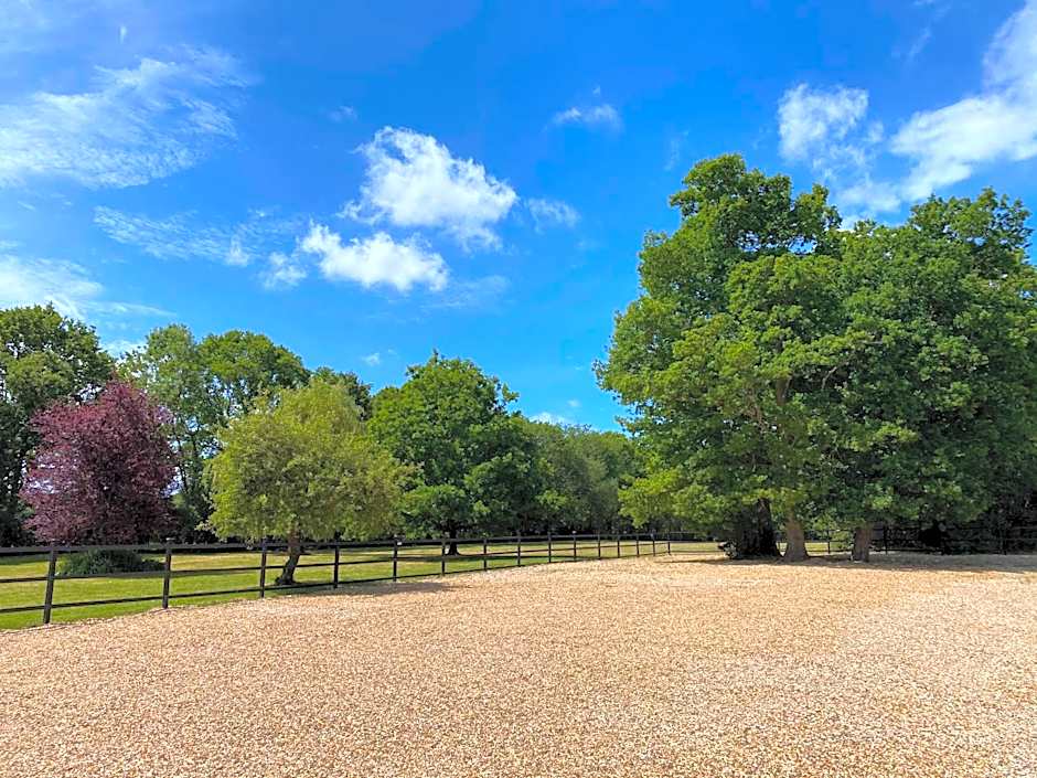 George & Dragon Country Pub & Hotel Wolverton Townsend