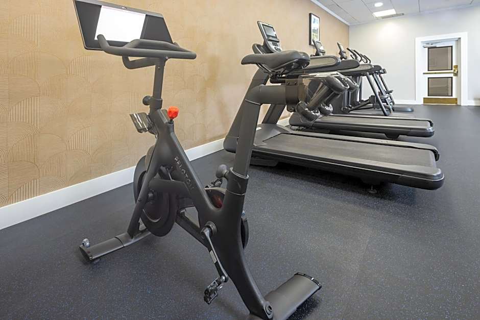 Four Points By Sheraton Kansas City Airport